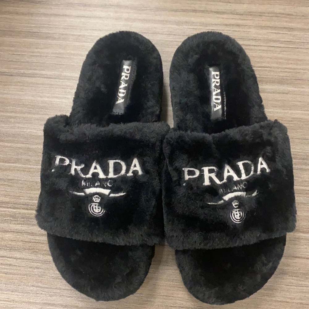 ❌SOLD❌ New Prada Teddy slipper